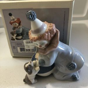 Vintage Lladro #5278 Clown with puppy and ball